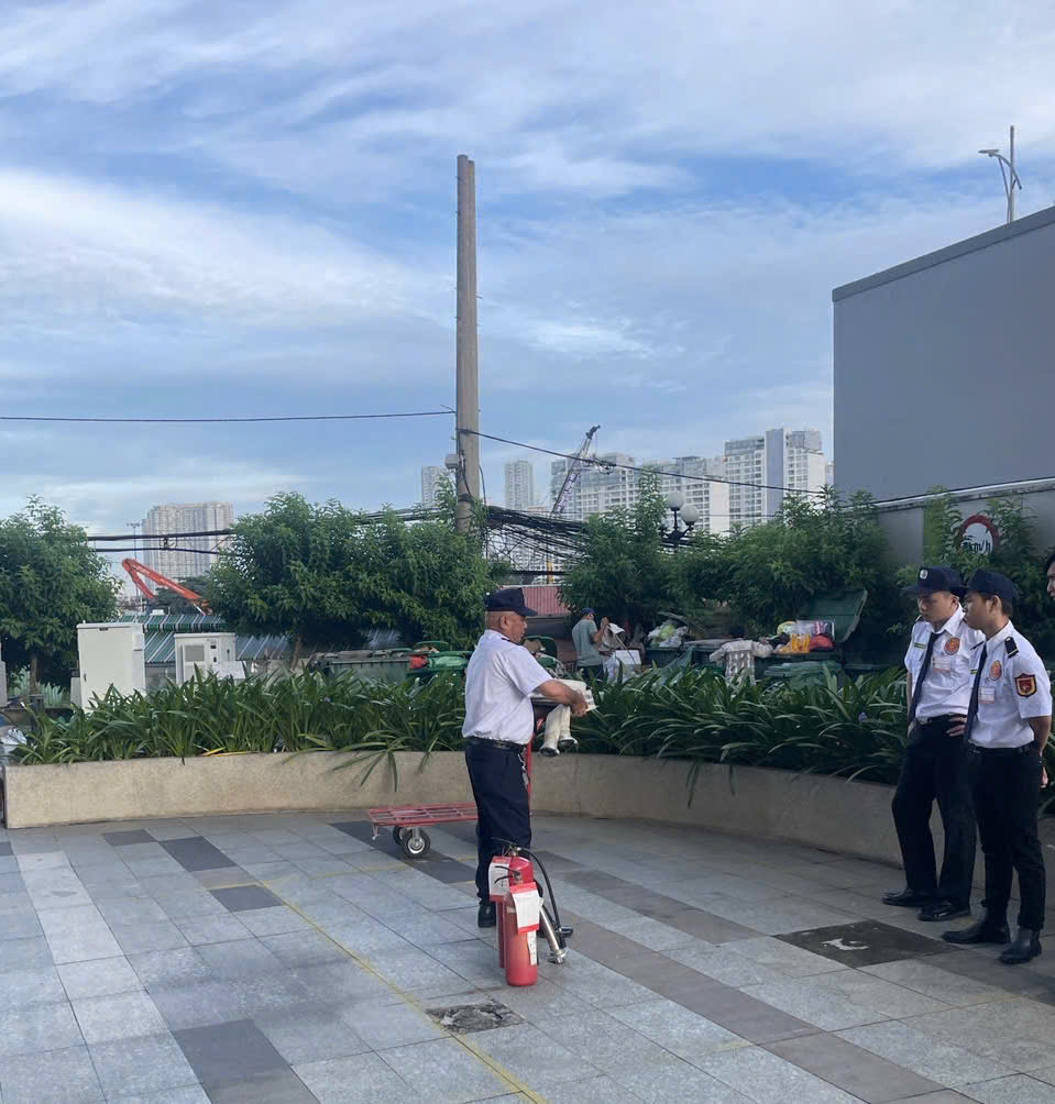 Chỉ Huy Vệ Sĩ - Nghệ Thuật Lãnh Đạo Và Bảo Vệ An Ninh